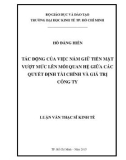 Luận văn Thạc sĩ Kinh tế: Tác động của việc nắm giữ tiền mặt vượt mức lên mối quan hệ giữa các quyết định tài chính và giá trị công ty